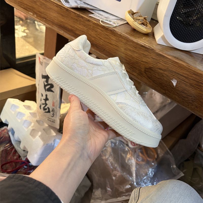 German Trainer Sneakers Women  - огляд і ціна Sewing Latex