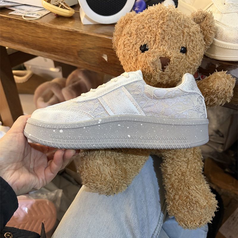 German Trainer Sneakers Women  - огляд і ціна Sewing Latex