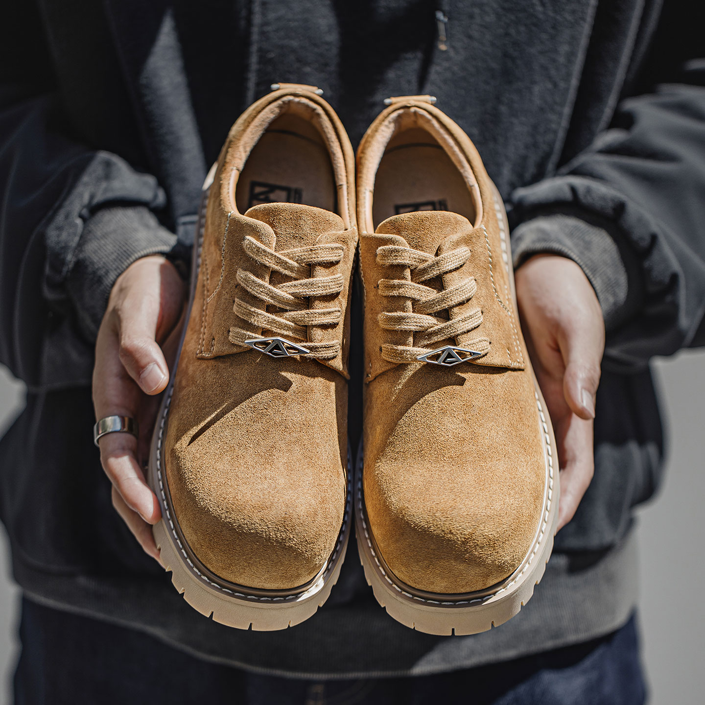 Mr.A Brand Suede Designer Shoe - огляд і ціна Sewing Latex